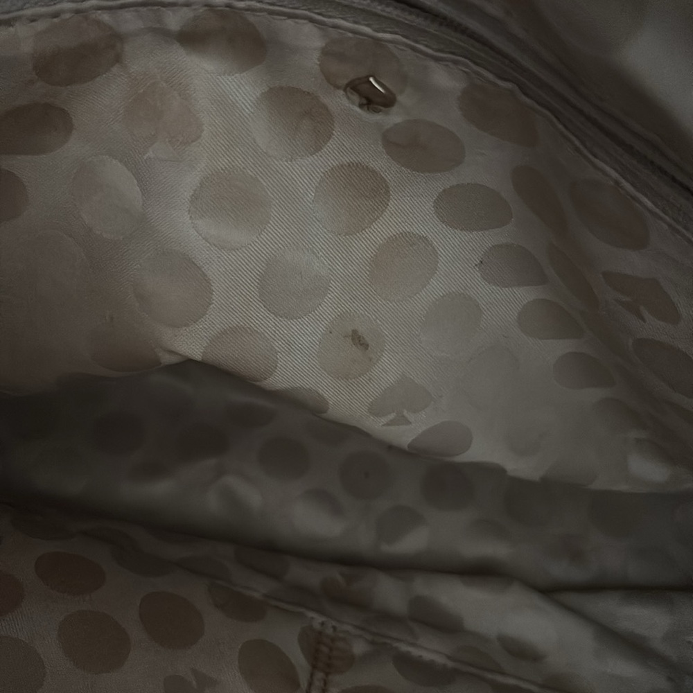 Kate Spade purse. This is a purse that can be rehabbed. - Picture 15 of 16